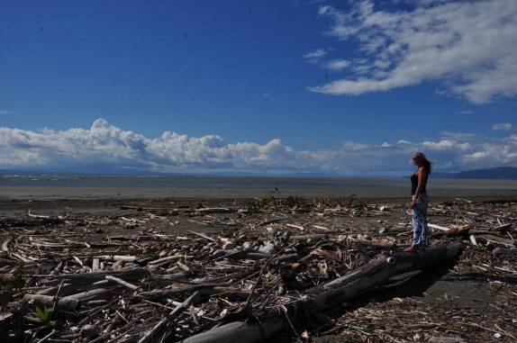 A ponta de Zancudo, no litoral Pacífico da Costa Rica, onde rio e mar se encontram